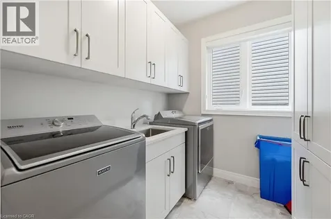 1 Lindsay Way Grimsby ON L3M 0H6