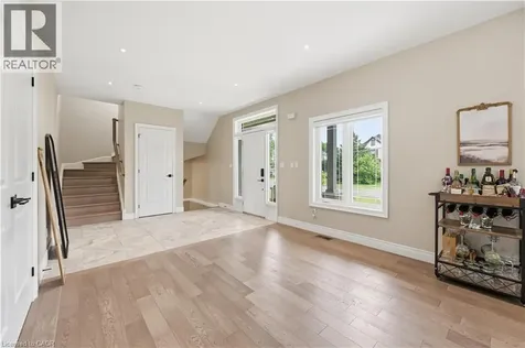 1 Lindsay Way Grimsby ON L3M 0H6