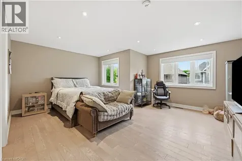 1 Lindsay Way Grimsby ON L3M 0H6