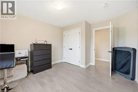 1 Lindsay Way Grimsby ON L3M 0H6