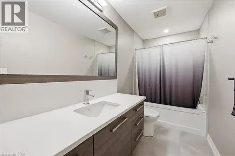 1 Lindsay Way Grimsby ON L3M 0H6