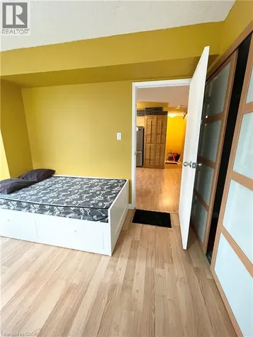 650 Queens West Toronto ON M5V 3N2