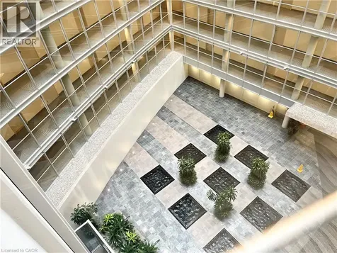 650 Queens West Toronto ON M5V 3N2