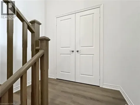 82 Gledhill Crescent Cambridge ON N1T 0G5