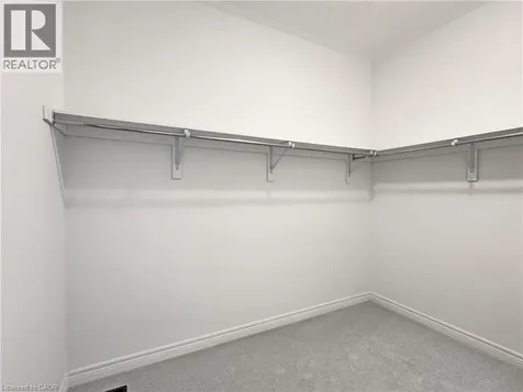 82 Gledhill Crescent Cambridge ON N1T 0G5