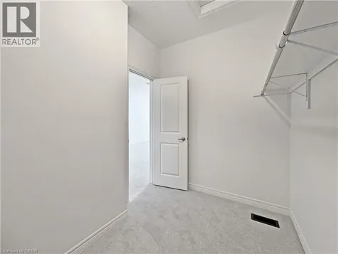 82 Gledhill Crescent Cambridge ON N1T 0G5