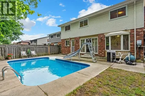 31 Pinewarbler Drive Hamilton ON L9A 4Z8