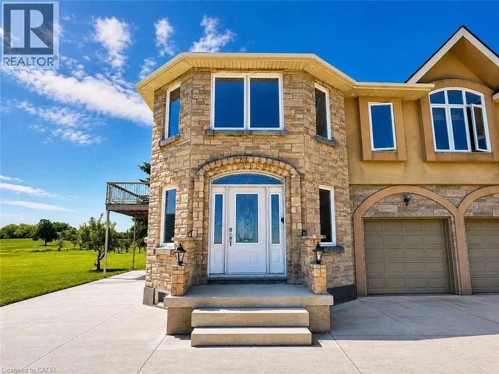 568 Ridge Road Hamilton ON L8J 2Y6