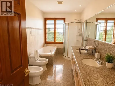 568 Ridge Road Hamilton ON L8J 2Y6