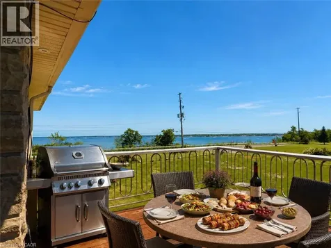 568 Ridge Road Hamilton ON L8J 2Y6
