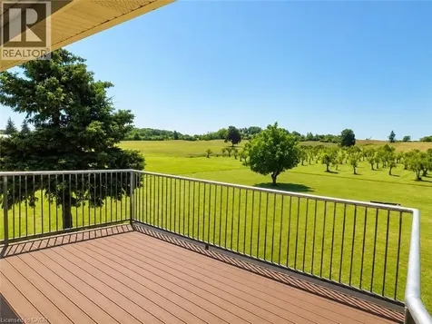 568 Ridge Road Hamilton ON L8J 2Y6