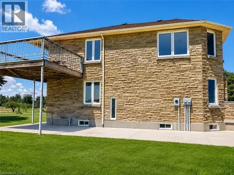 568 Ridge Road Hamilton ON L8J 2Y6