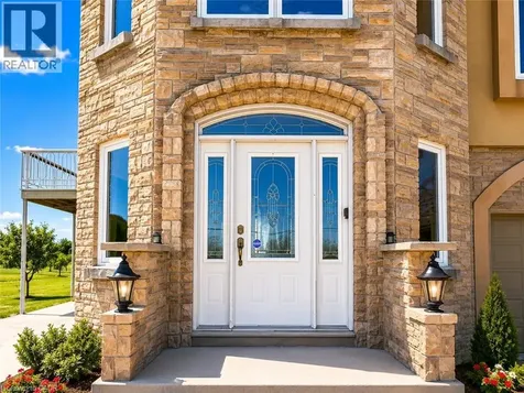 568 Ridge Road Hamilton ON L8J 2Y6