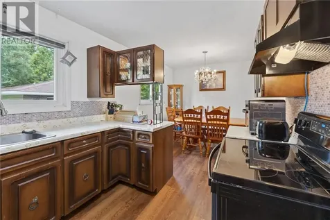 83 Rayside Avenue Azilda ON P0M 1B0