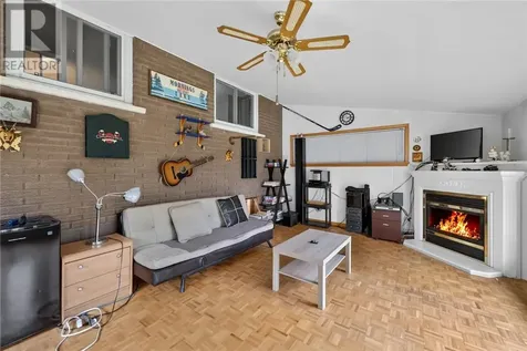 83 Rayside Avenue Azilda ON P0M 1B0