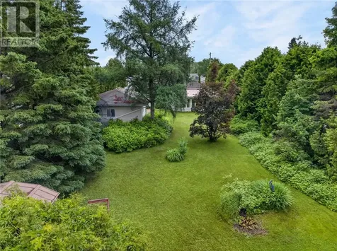 83 Rayside Avenue Azilda ON P0M 1B0