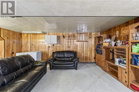 83 Rayside Avenue Azilda ON P0M 1B0