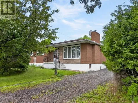 83 Rayside Avenue Azilda ON P0M 1B0