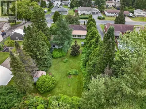 83 Rayside Avenue Azilda ON P0M 1B0