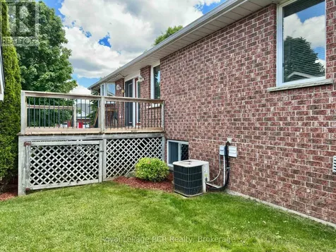 238 4th Street Crescent Hanover ON N4N 3S2