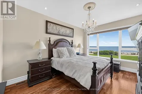 555 Mariners Way Collingwood ON L9Y 5C7