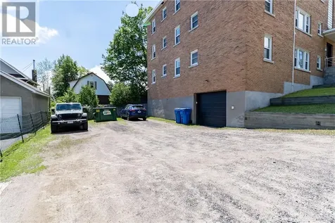 69 Edinburgh Street Sudbury ON P3E 1G5