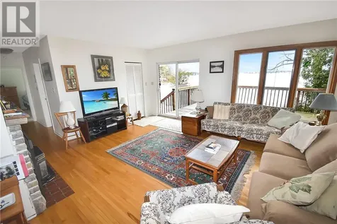 488 Lake Point Court Sudbury ON P3E 6J3