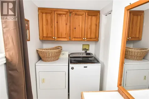 488 Lake Point Court Sudbury ON P3E 6J3