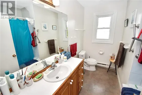 488 Lake Point Court Sudbury ON P3E 6J3
