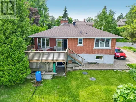 488 Lake Point Court Sudbury ON P3E 6J3