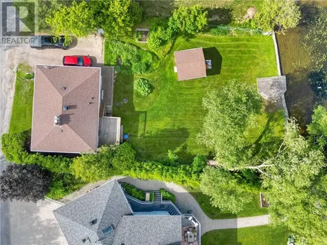 488 Lake Point Court Sudbury ON P3E 6J3