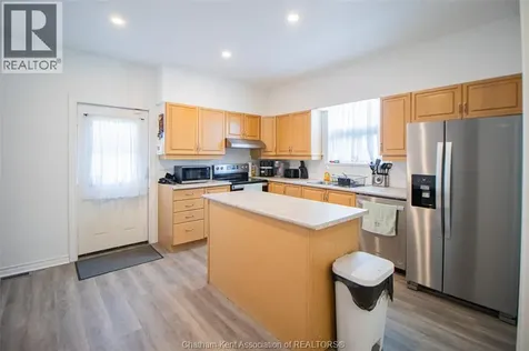 53 Selkirk Street Chatham ON N7L 1Y6