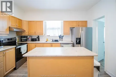 53 Selkirk Street Chatham ON N7L 1Y6