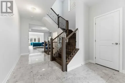 105 Alamo Street Ottawa ON K2J 6H1