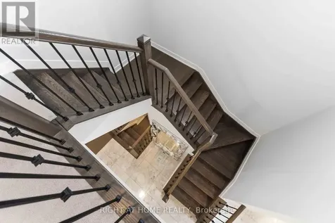 105 Alamo Street Ottawa ON K2J 6H1