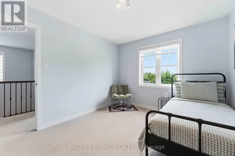 105 Alamo Street Ottawa ON K2J 6H1