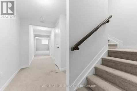 105 Alamo Street Ottawa ON K2J 6H1