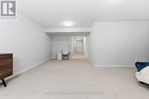 105 Alamo Street Ottawa ON K2J 6H1
