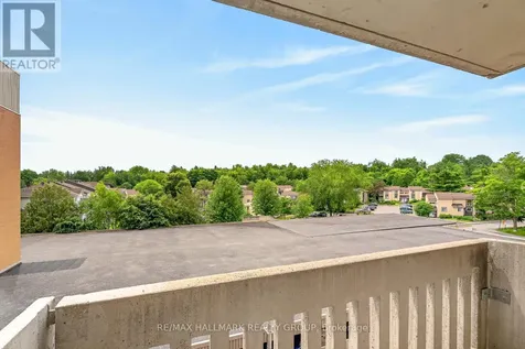1599 Lassiter Terrace Ottawa ON K1J 8R6