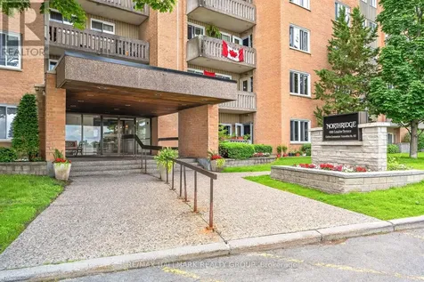 1599 Lassiter Terrace Ottawa ON K1J 8R6