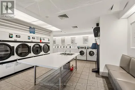 1599 Lassiter Terrace Ottawa ON K1J 8R6
