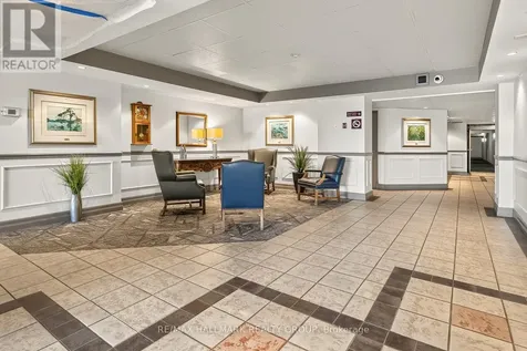 1599 Lassiter Terrace Ottawa ON K1J 8R6