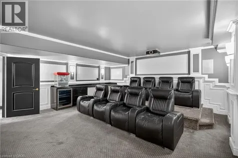 803 Ridge Road Hamilton ON L8J 2Y3