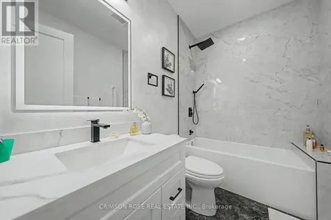 61 Mulgrove Drive Toronto (etobicoke West Mall) ON M9C 2R4