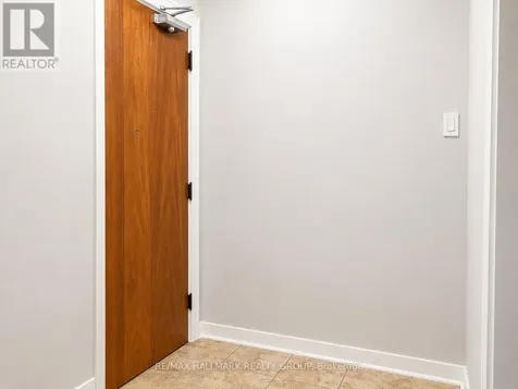 1064 Merivale Road Ottawa ON K1Z 6A9