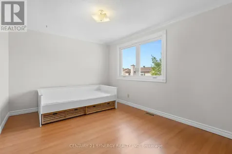 1626 Prestwick Drive Ottawa ON K1E 2Y1