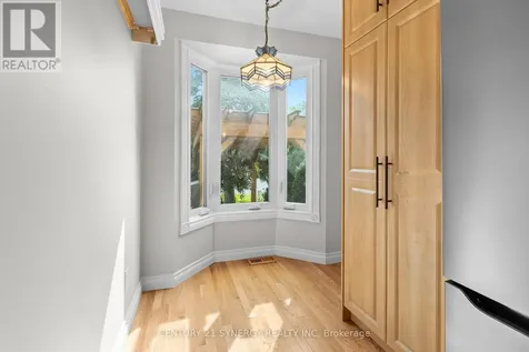 1626 Prestwick Drive Ottawa ON K1E 2Y1