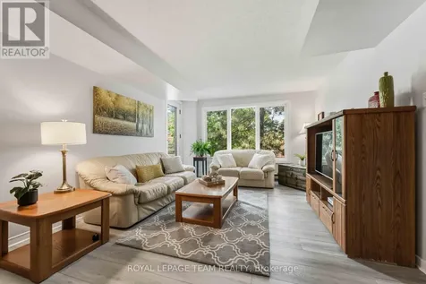 7 Kippewa Drive Ottawa ON K1S 3G3