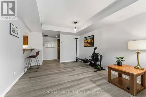 7 Kippewa Drive Ottawa ON K1S 3G3