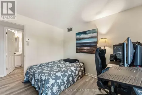 7 Kippewa Drive Ottawa ON K1S 3G3